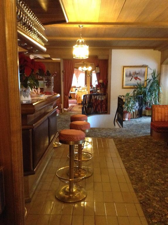 Hotel Garni St. Hubertus Madonna Exteriér fotografie